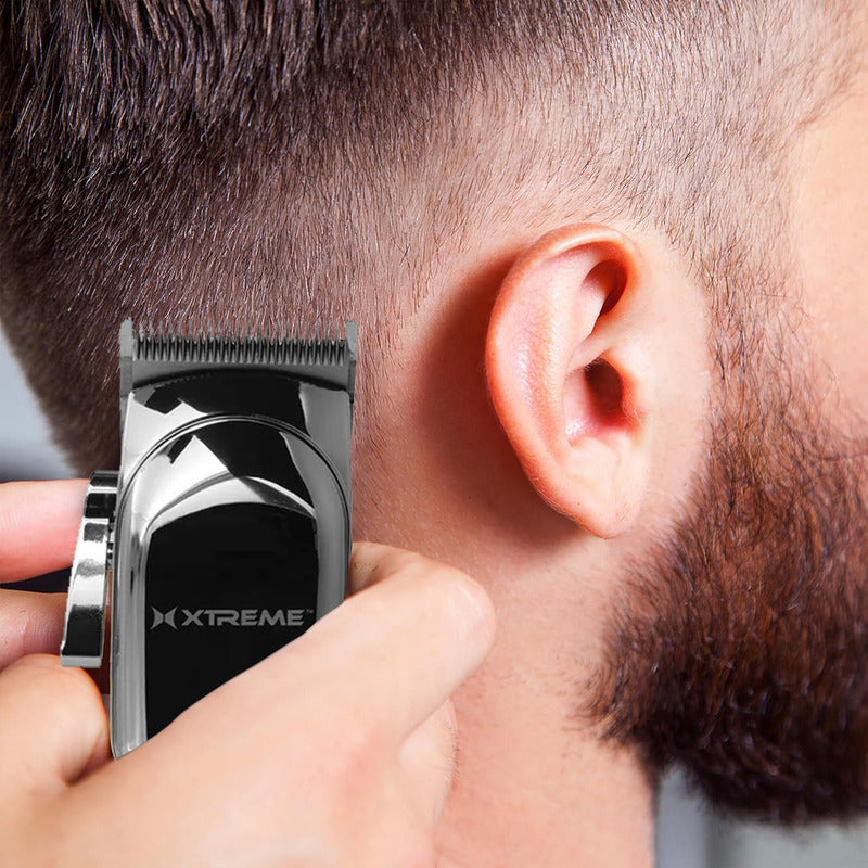 Máquina Barba Y Cabello Xtreme Pro 6 Guías Pantalla Lcd Color Plateado