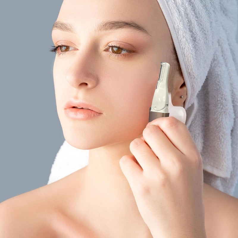 Recortadora Pure Silk Cara, Bikini Y Áreas Delicadas Luz Led